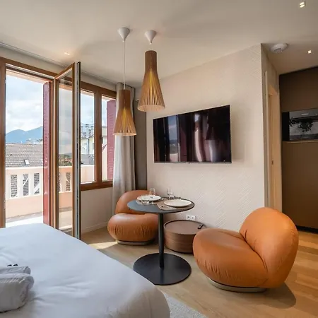 Le Nid Du Favre I - Charming With Stunning View *