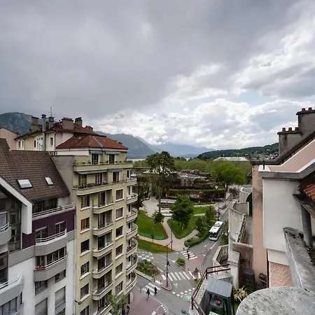 Le Nid Du Favre I - Charming With Stunning View Apartment