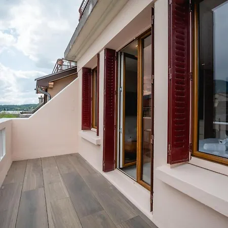 Le Nid Du Favre I - Charming With Stunning View 아파트 안시
